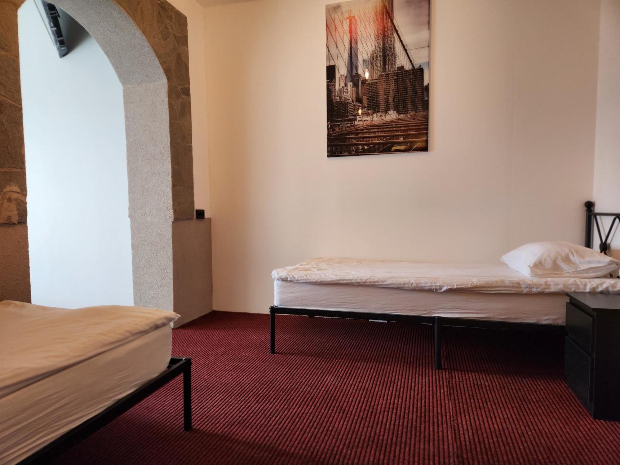Pension Knafel Zirovnica Buitenkant foto